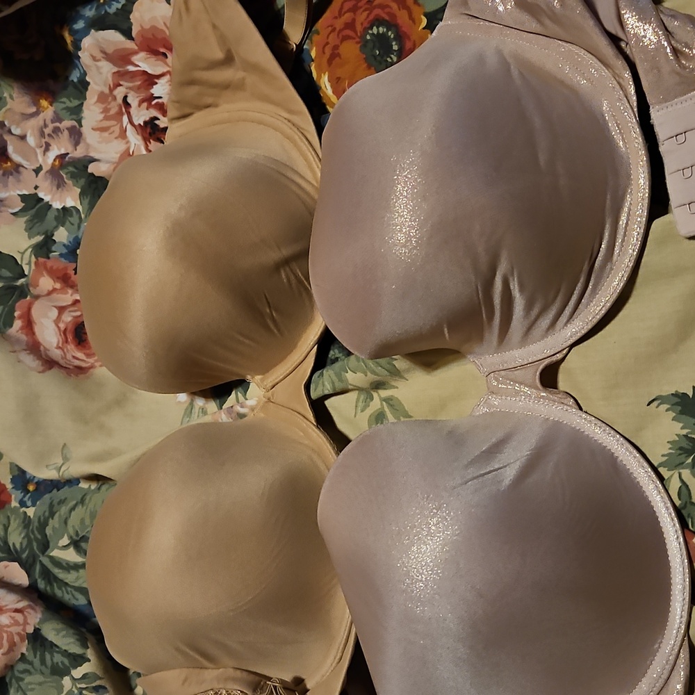 Victoria's secret bundle of two bras 36 DD - Picture 8 of 12